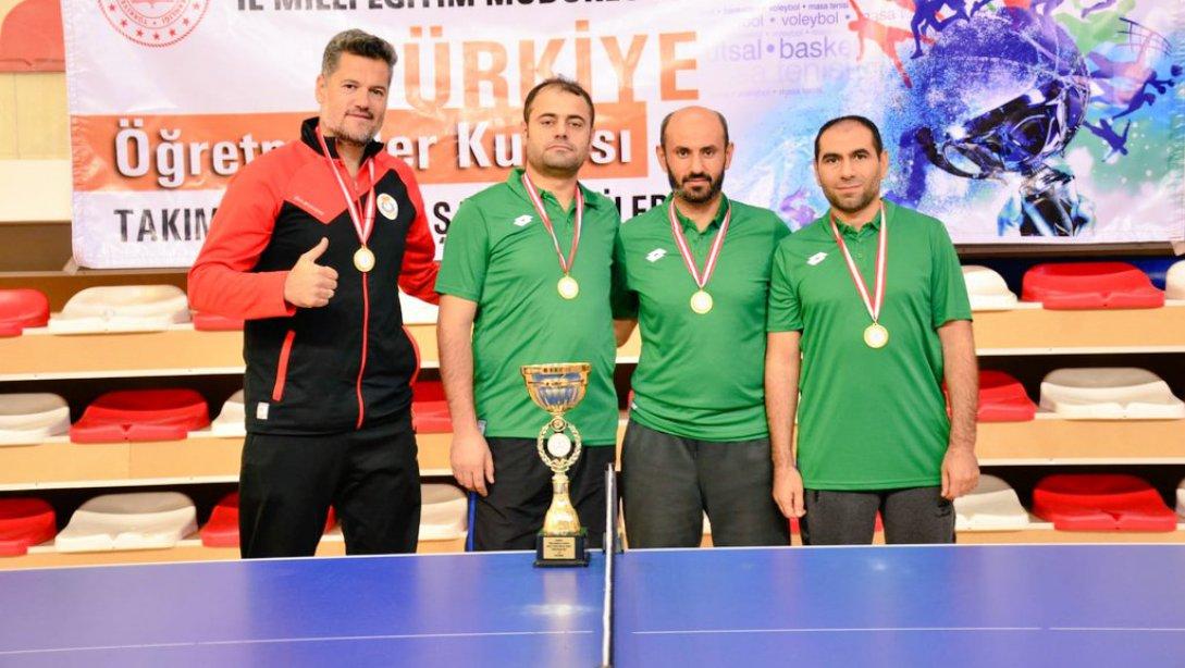 Türkiye Öğretmenler Kupası Bölge Finallerinde Başarılı Olan Takımlarımız Türkiye Finallerine Katılmaya Hak Kazandı