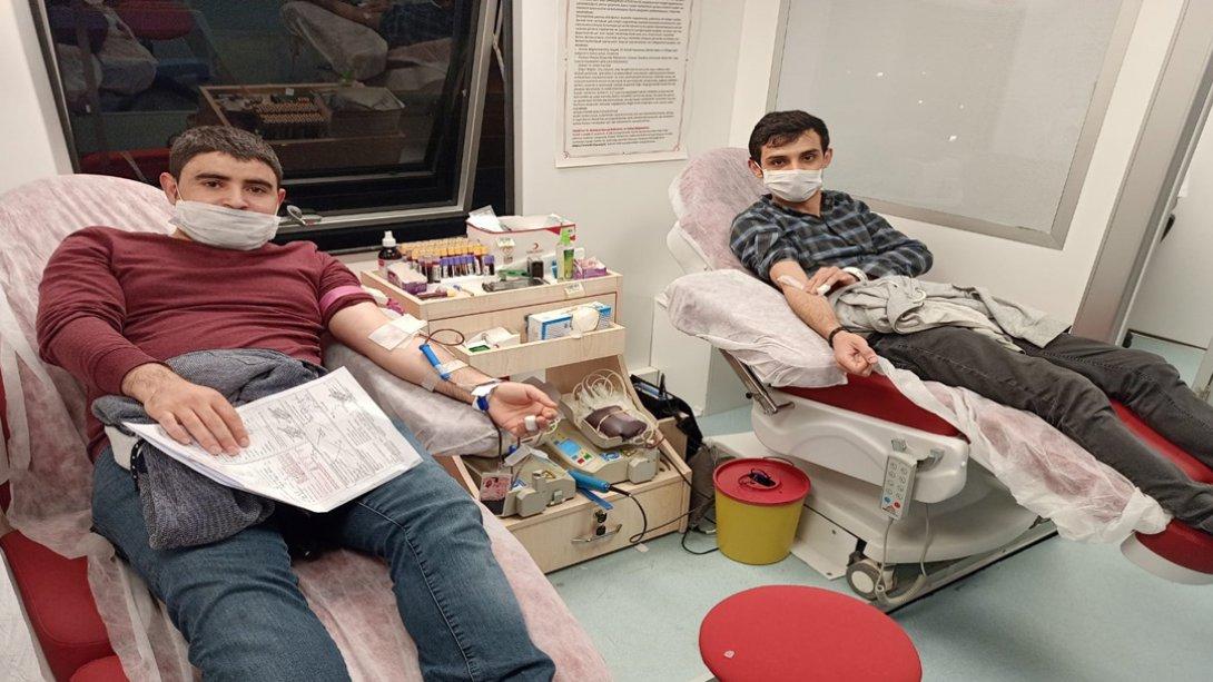 Şanlıurfa İl Milli Eğitim Müdürlüğündeki Personelden Kan Bağışına Destek